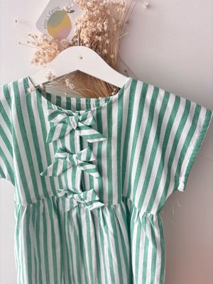 Vestido Sum laços