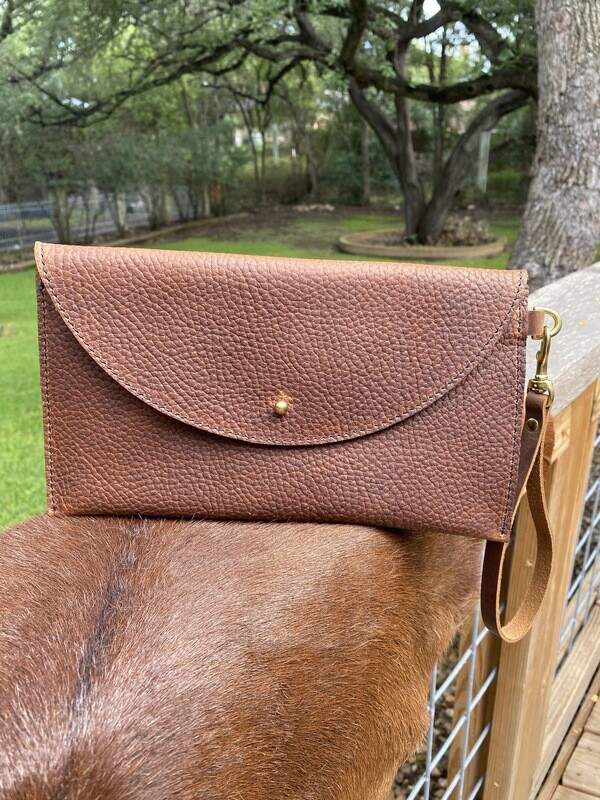 Bexar Creek Leather Medium Wristlet Pebble Brown