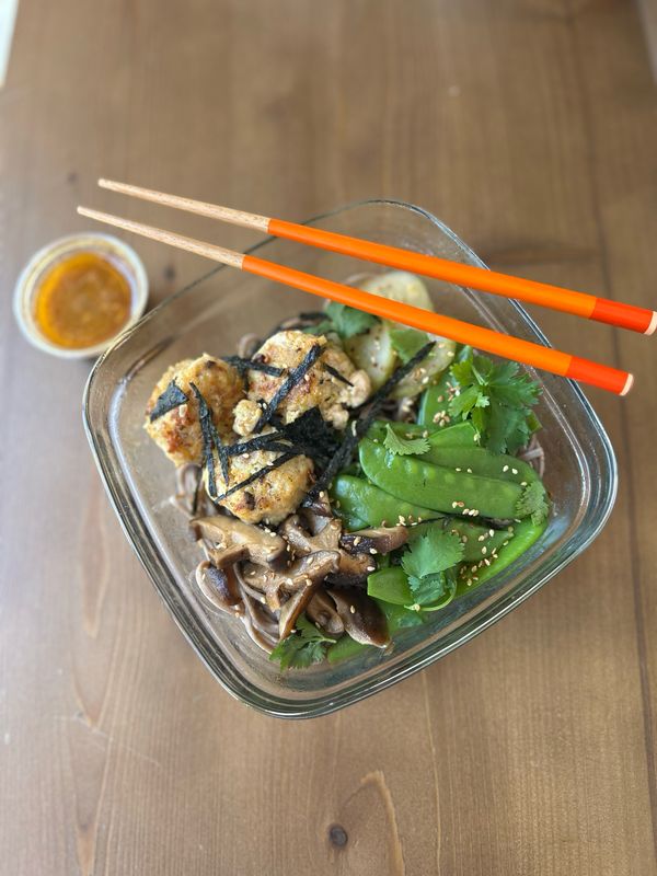Ramen de Soba Boulettes de poulet au nori
