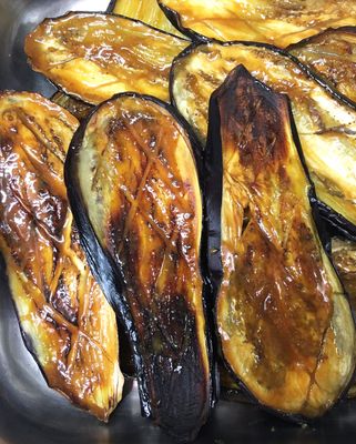 Lasagnes de sarrasin aubergine laquée, shiitaké