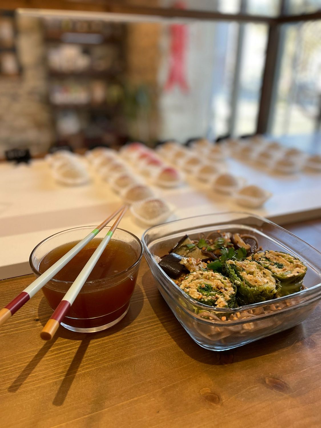 Soba et petits rouleaux de chou farci à la japonaise