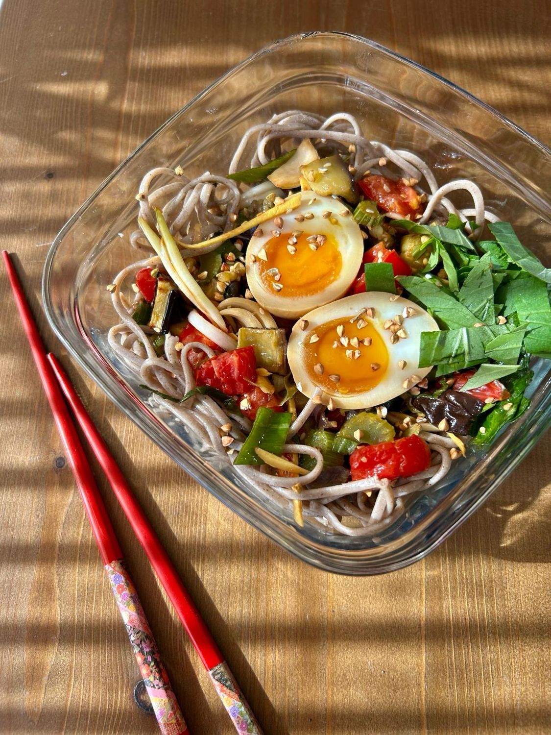Soba Œuf mariné et shiitakés rôtis