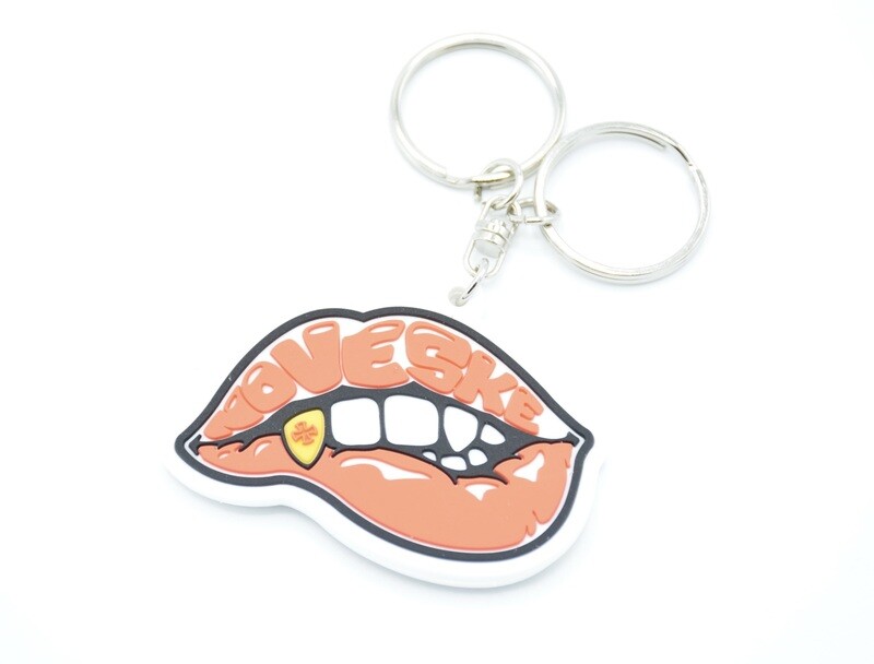​NOVESKE RIFLE WORKS LIPS/LIP BITER KEY CHAIN/KEY RING PVC SPACE CREEP GHETTO BLASTER CHAINSAW