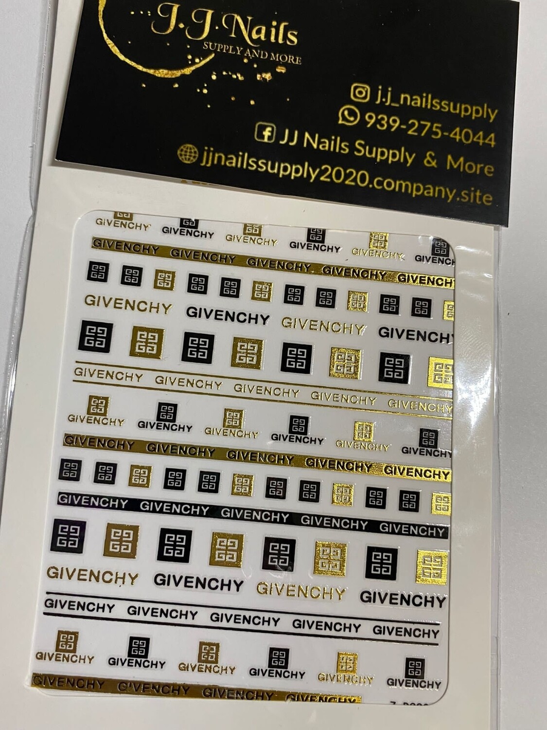 Stickers Givenchy Oro y Negro