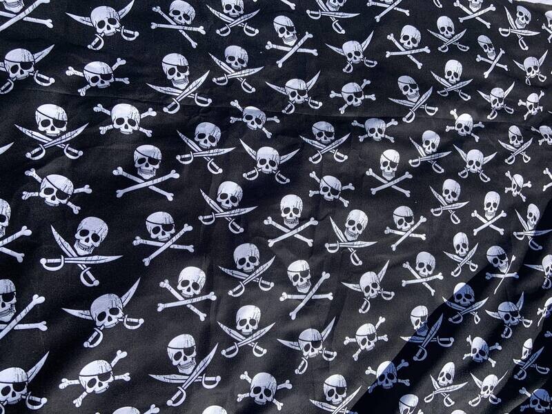 Ratine 100% polyester Squelette Pirate