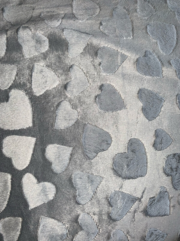 Coeur gris foncé