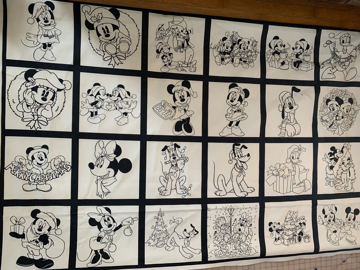 Coton Canvas à colorier Mickey mouse noël