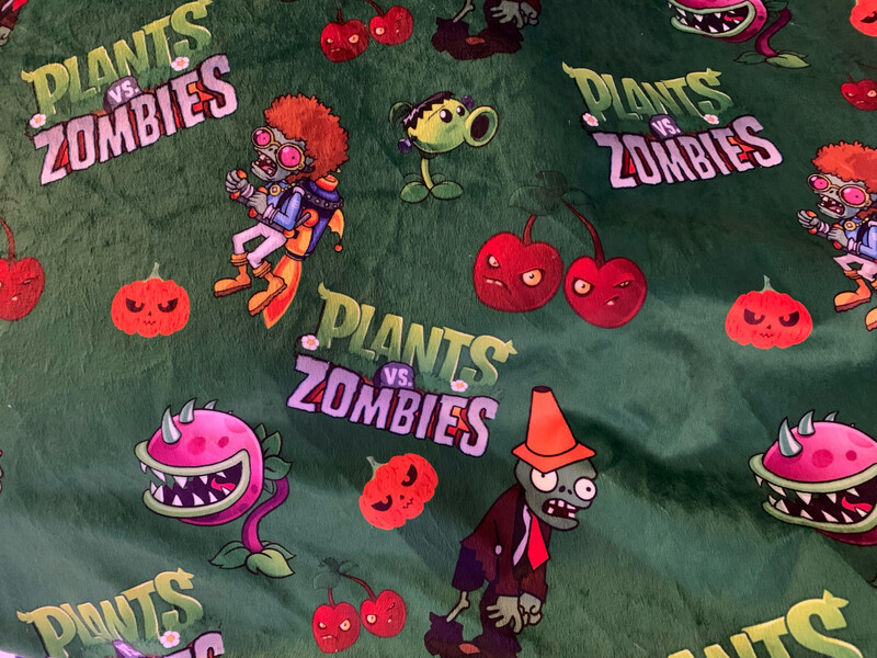 Minky Plante vs zombie 
