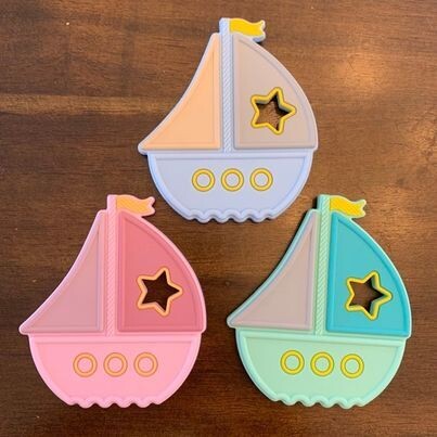 Jouet de dentition bateau