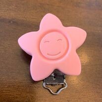 Attache suce fleur sourire, couleur: rose