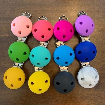 Attache suce couleur
