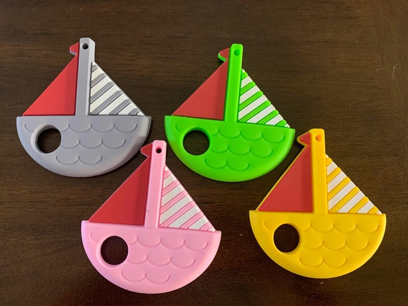 Jouet de dentition bateau