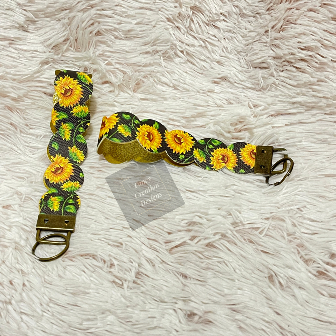 Sunflower Scallop Wristlet