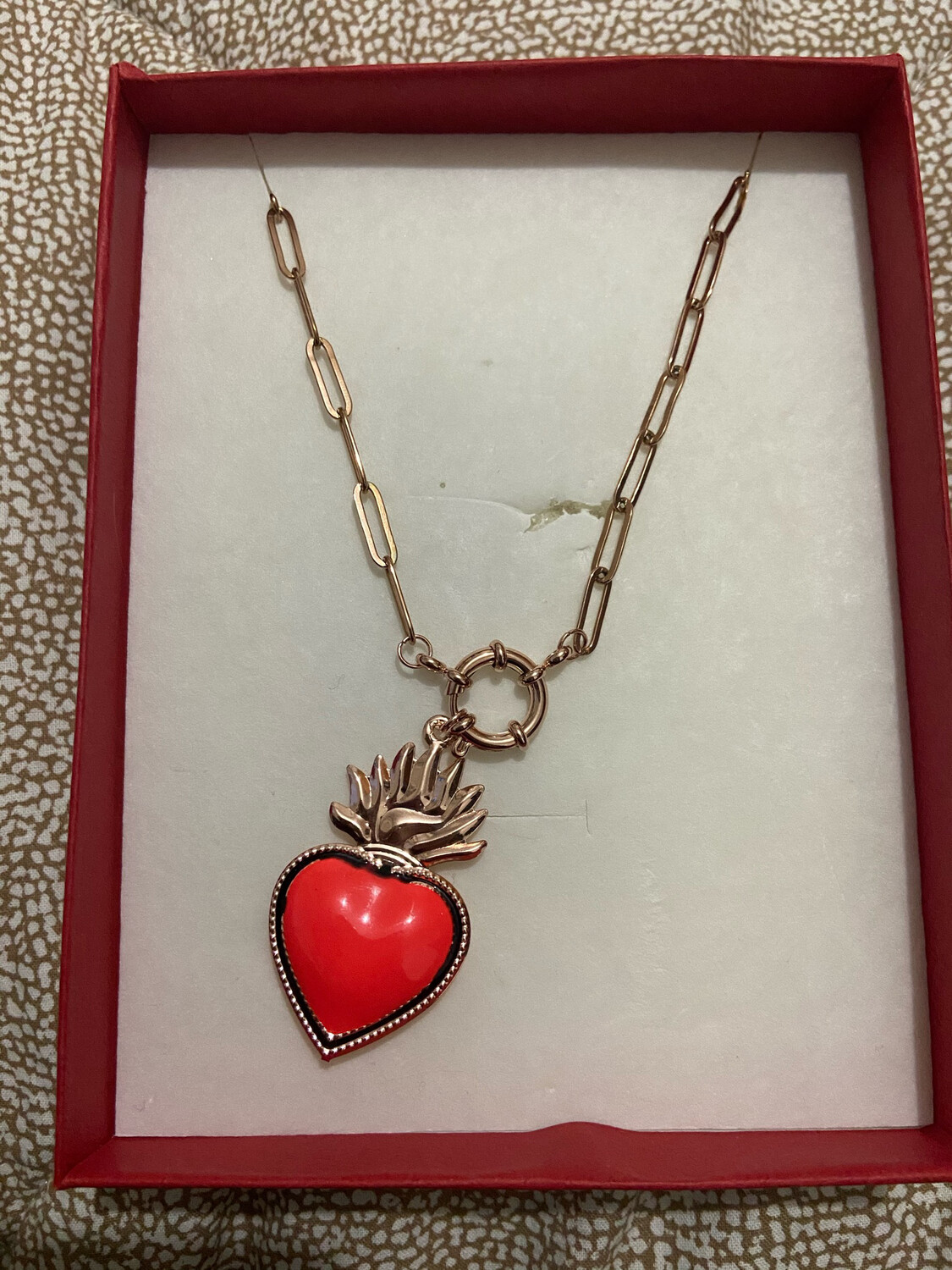 Collana catena Sacro cuore grande rosè ( corallo o blu)