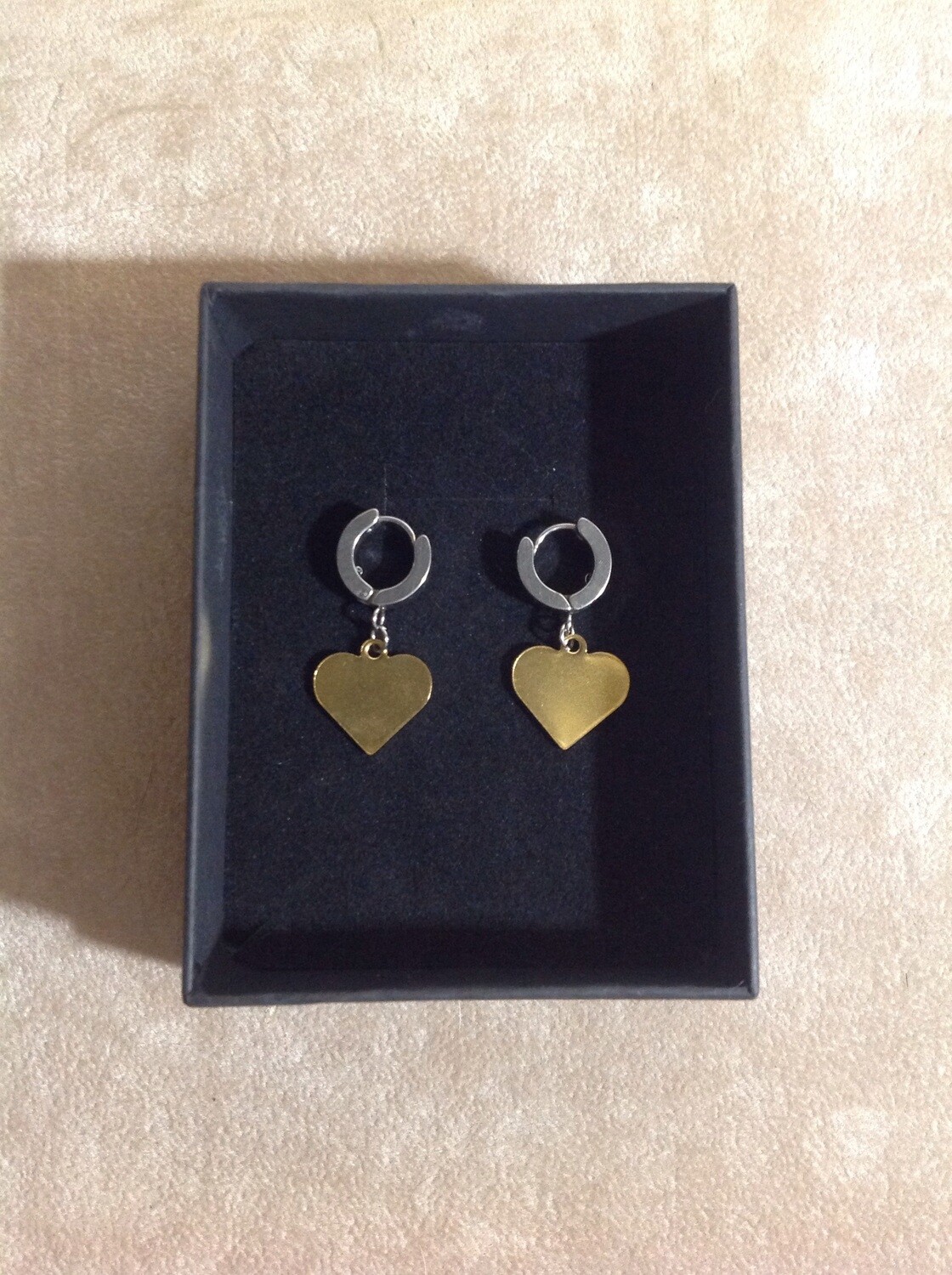 Orecchini cerchio con Cuore dorato