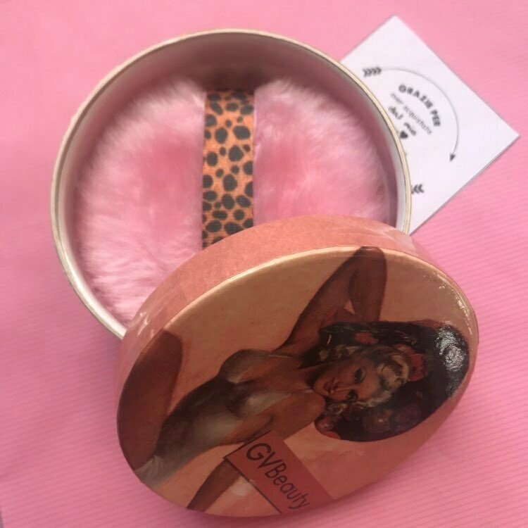 polvere illuminante viso e corpo Pin-up