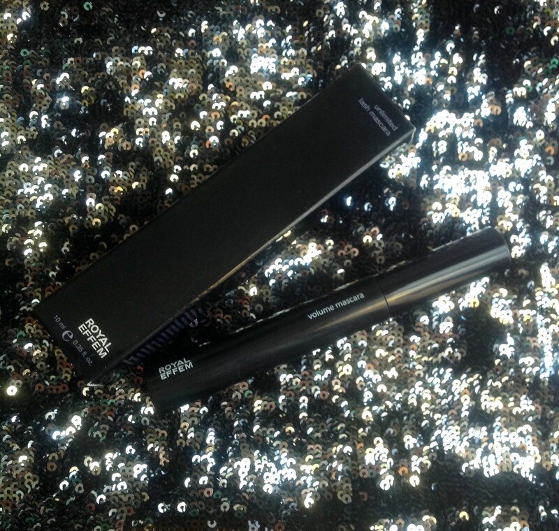 Mascara volume Unlimited lash marrone