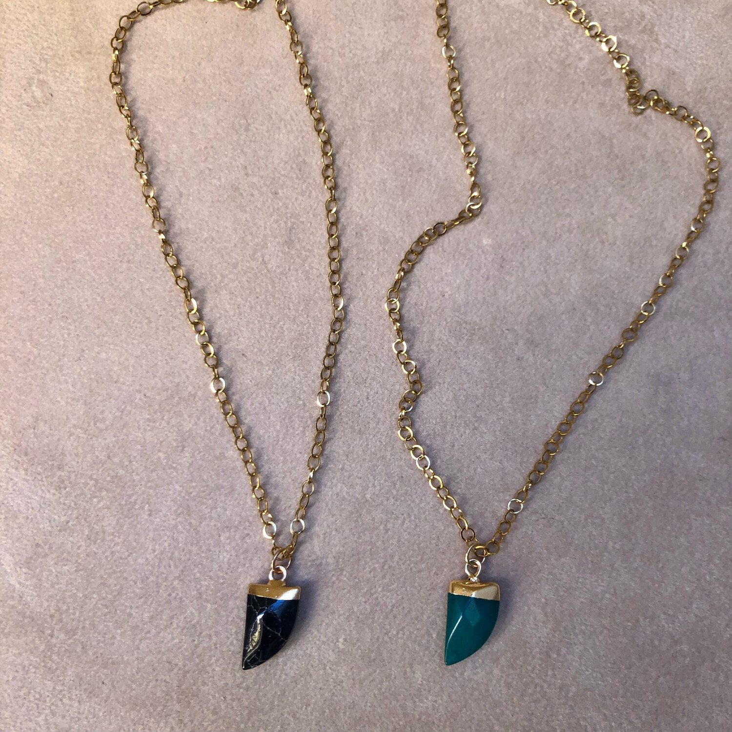 Collana con corno in Agata 