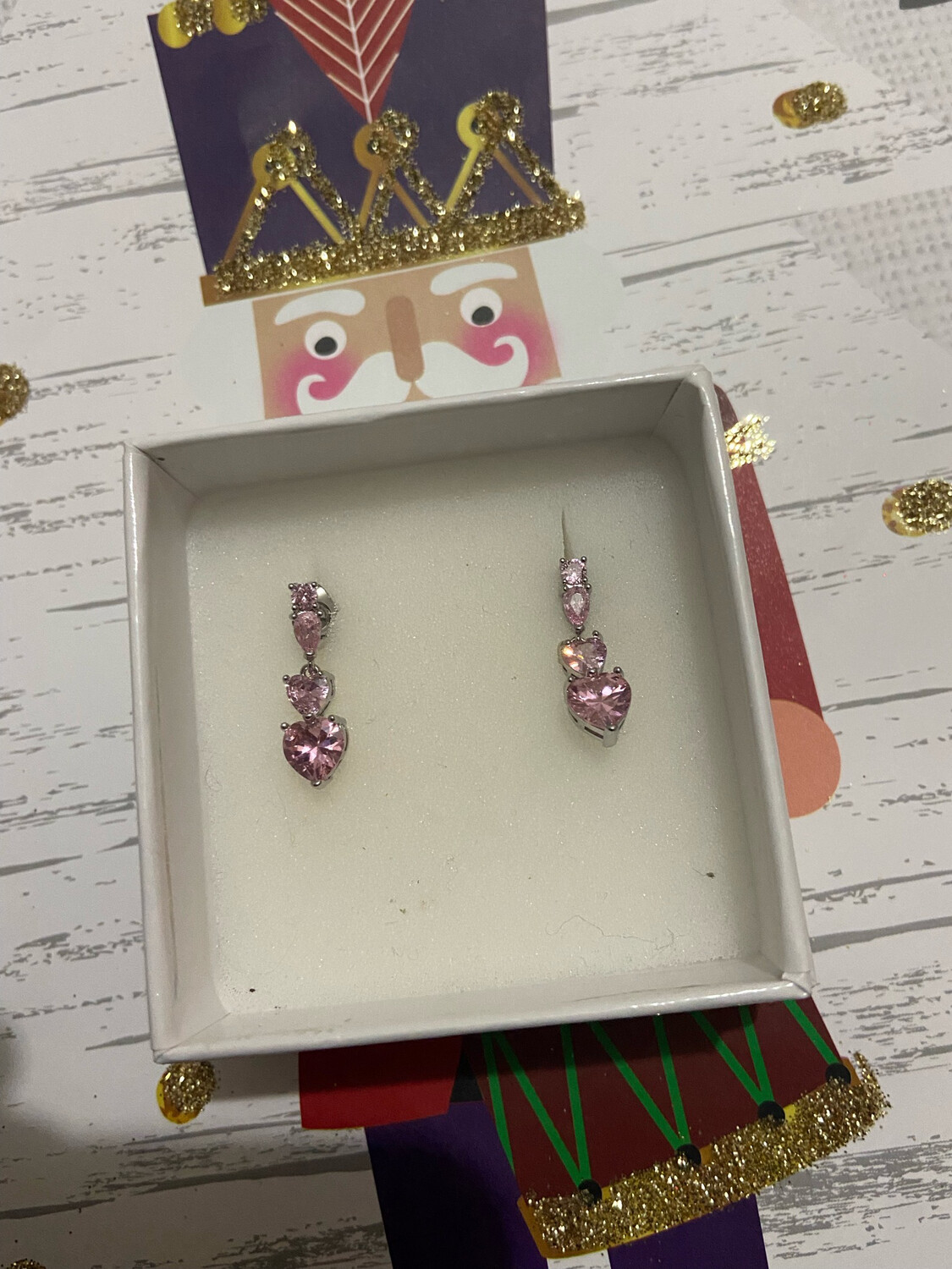 Orecchini cuori pendenti pink