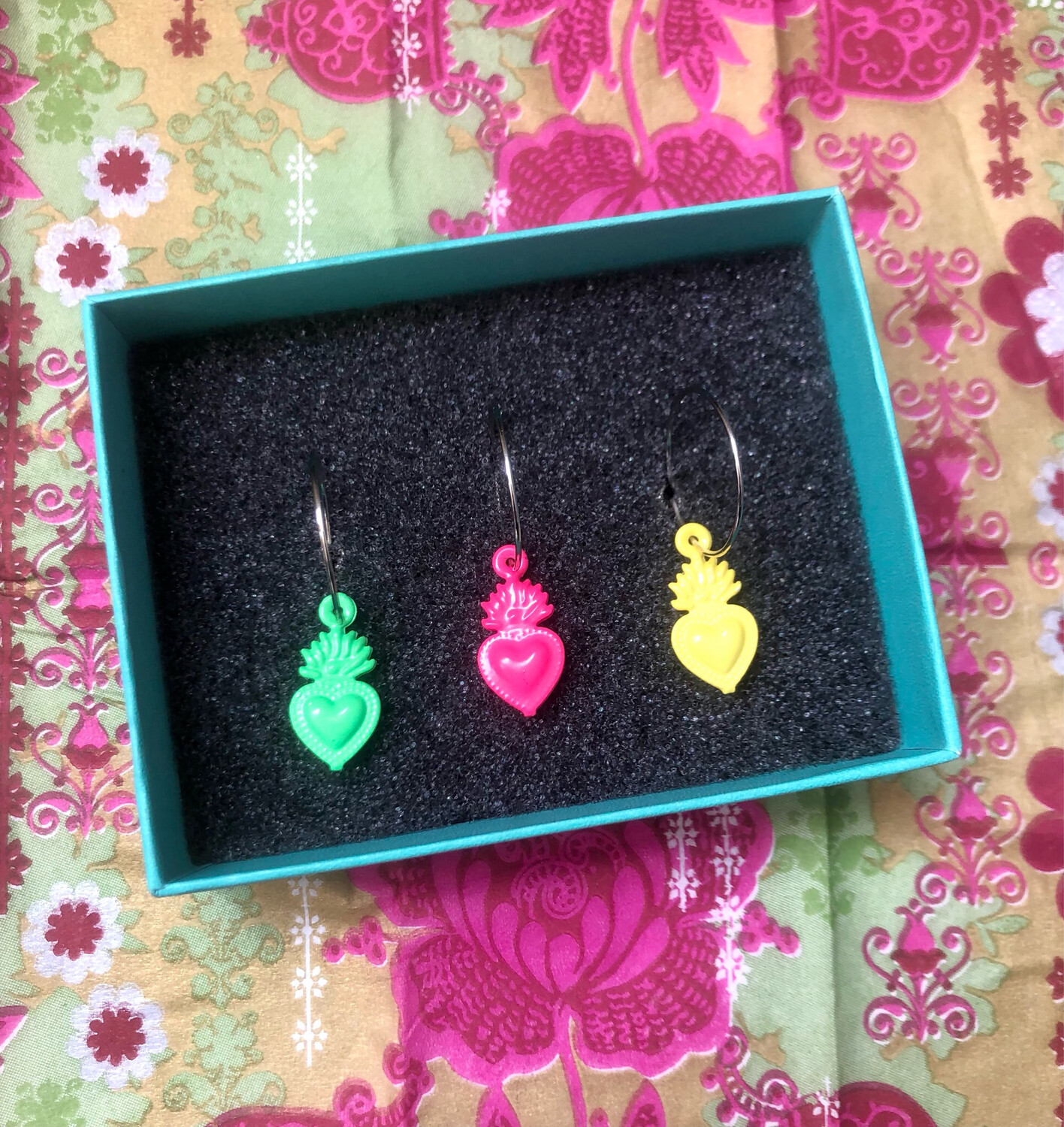 Mono silver Cuore Sacro fluo
