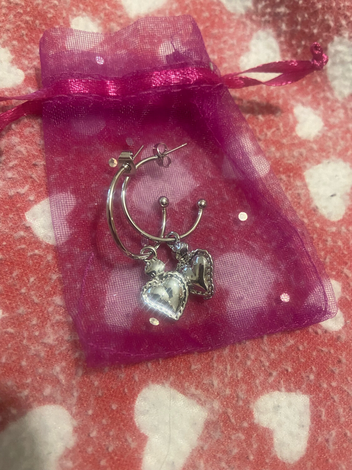 Orecchini semicerchio cuore sacro silver