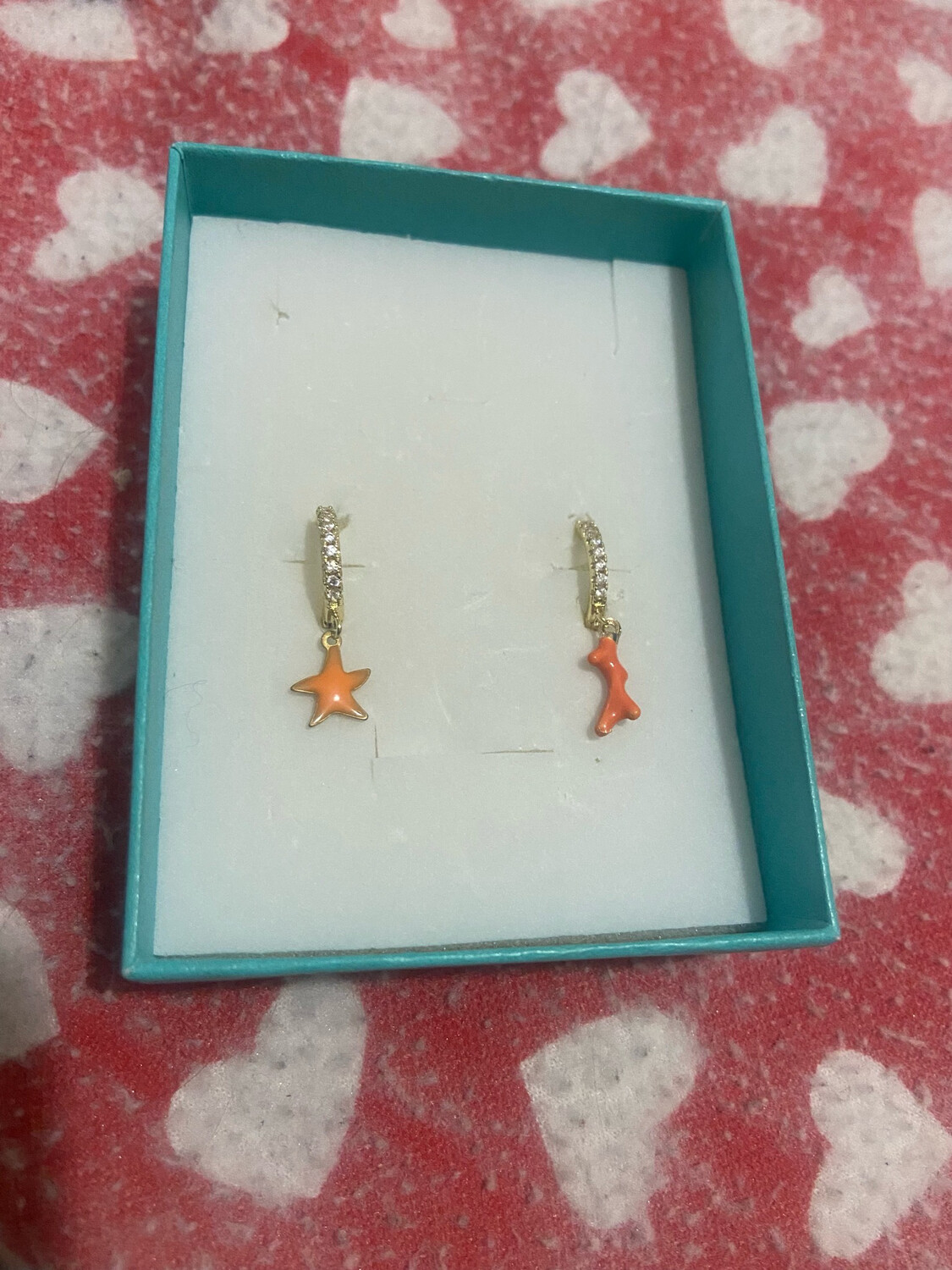 Hoops orange sea