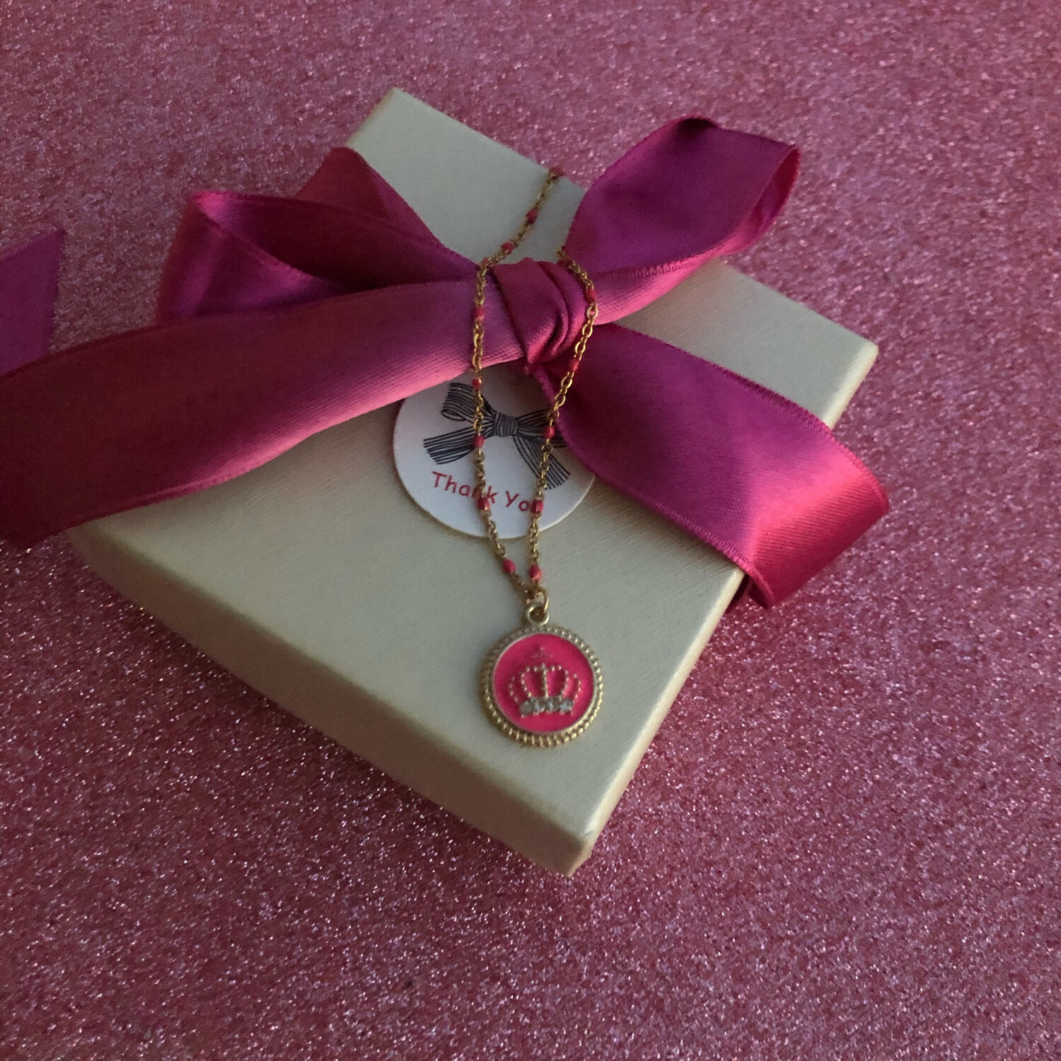 Collana corona fucsia