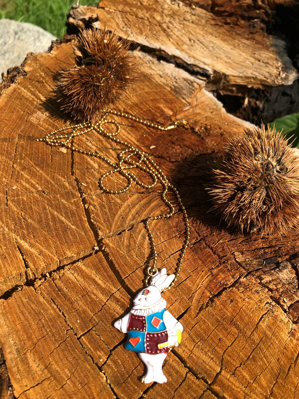 Collana bianco coniglio