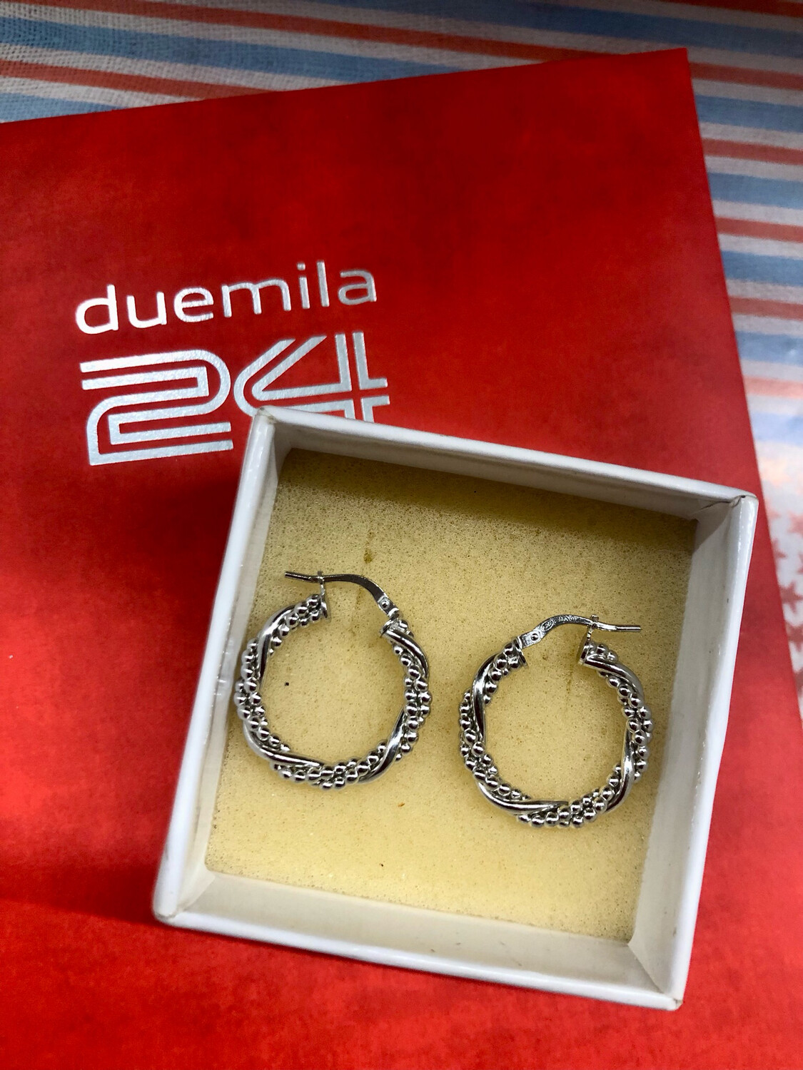 Orecchini cerchietto intrecciati in argento 925