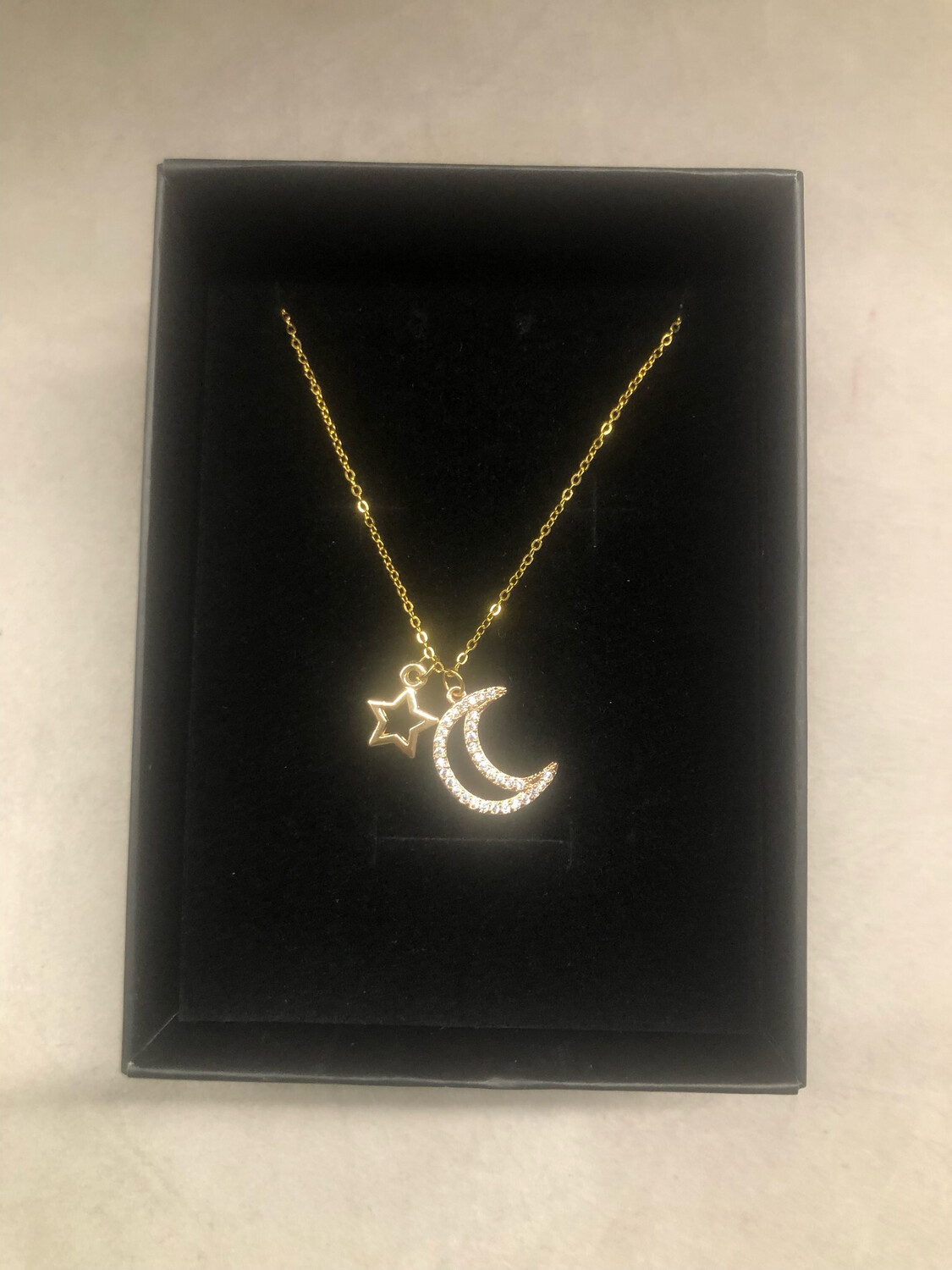 Choker Moon and star