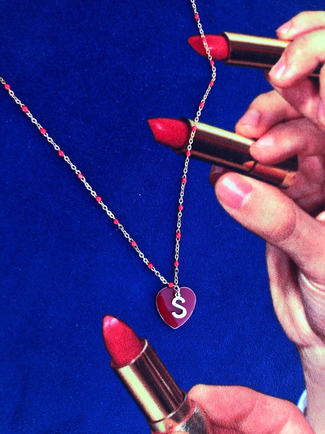 Collana cuore rosso con iniziale