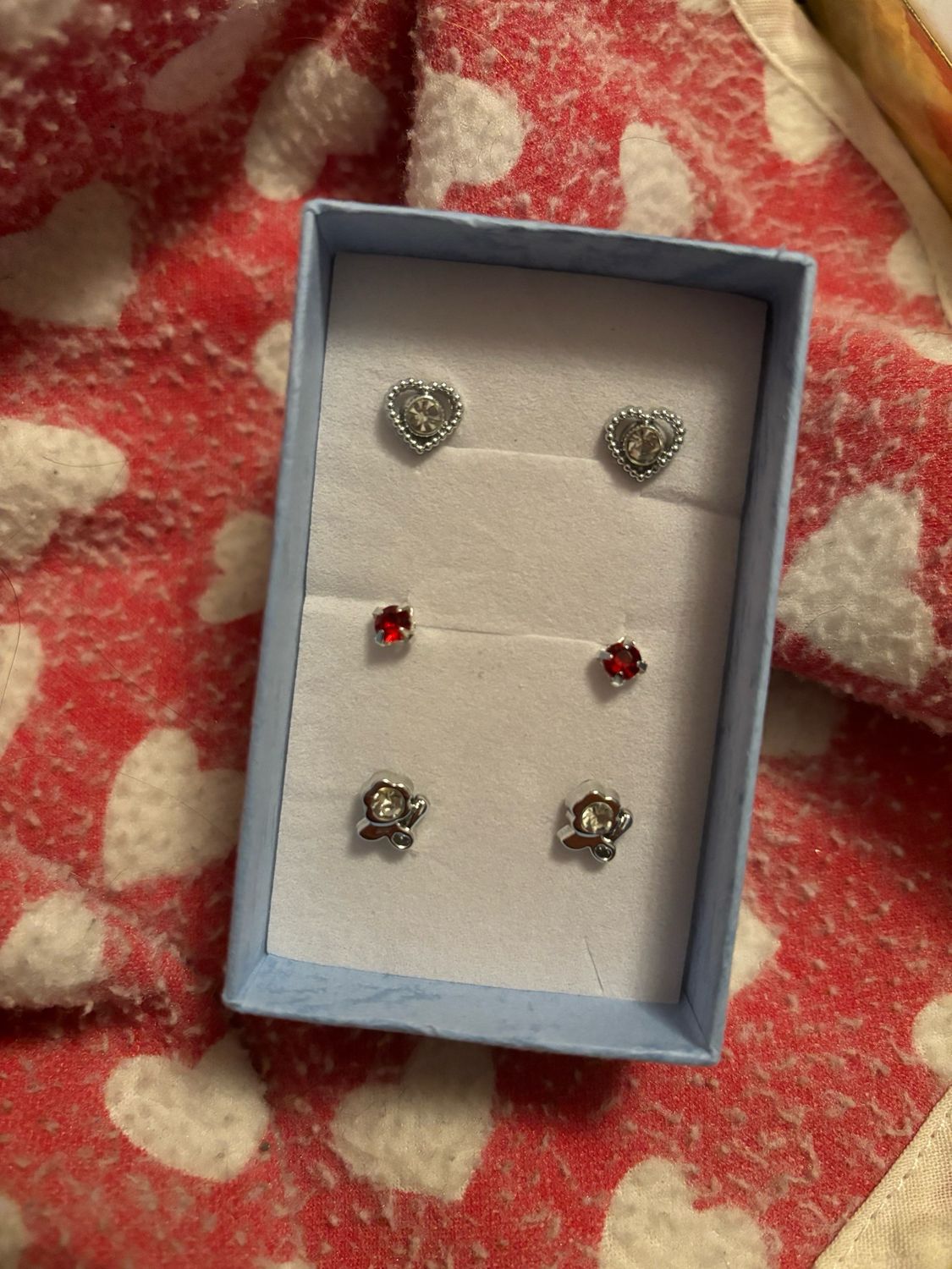 Set orecchini cuore e rosa