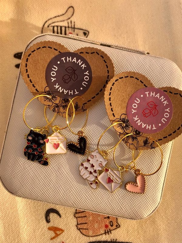 Set orecchini gattino con lettera 🐈‍⬛💌❤️