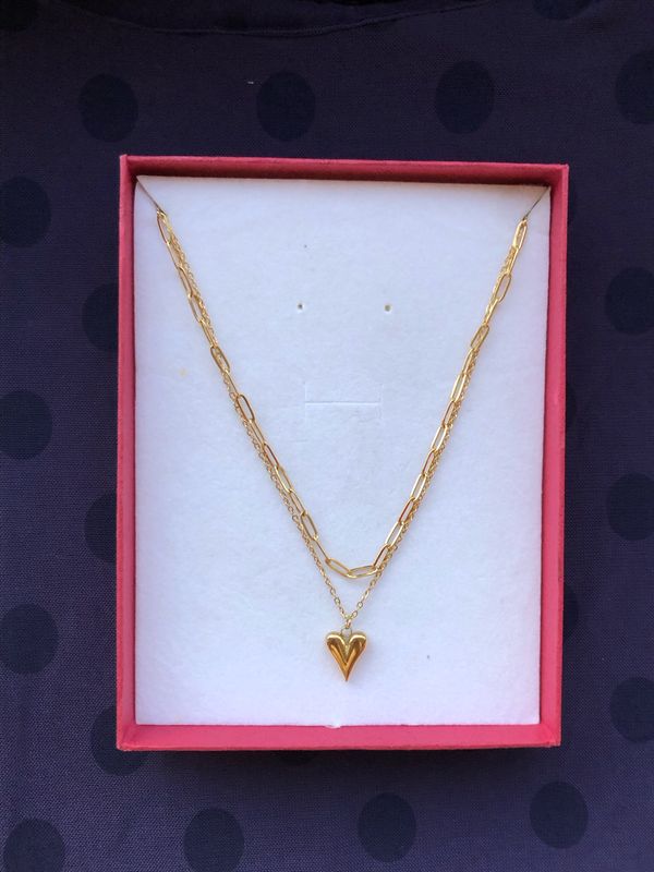 Collana doppia con cuore bombato allungato