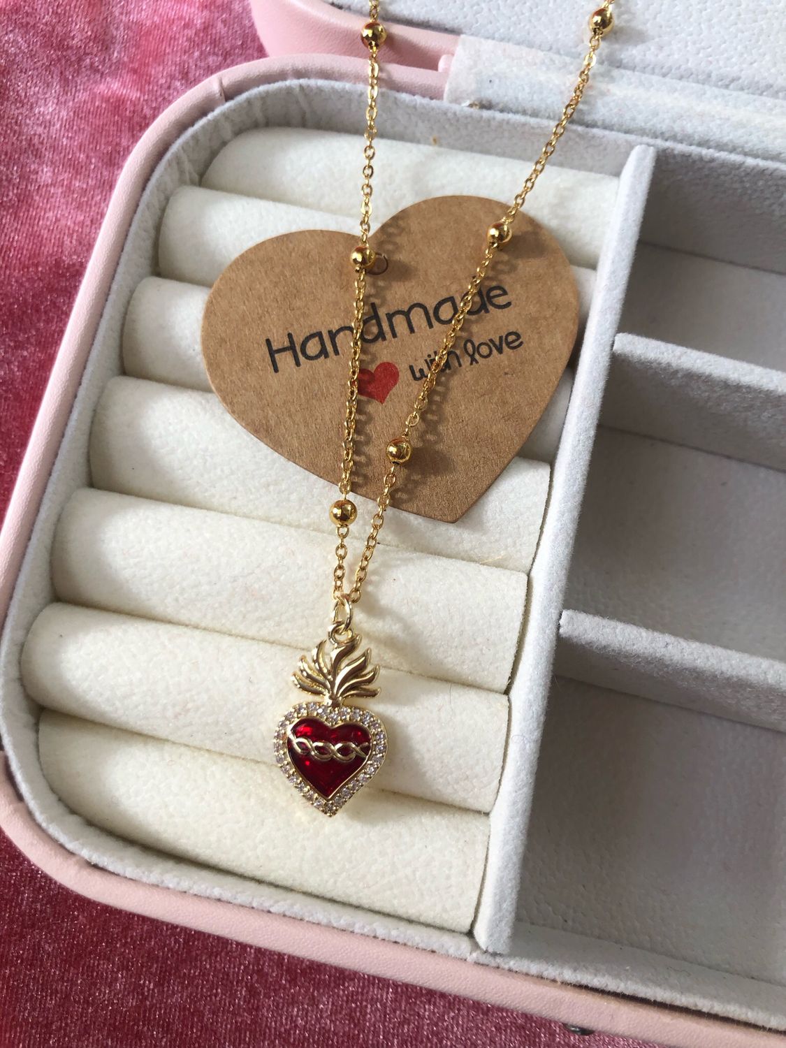 Collana Sacro cuore fiamma e spine rosso