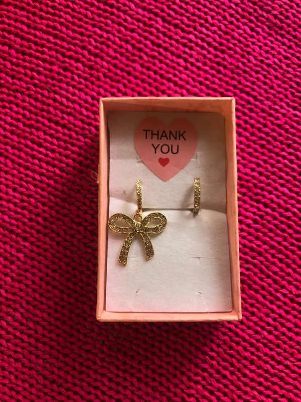 Orecchini fiocchetto gold