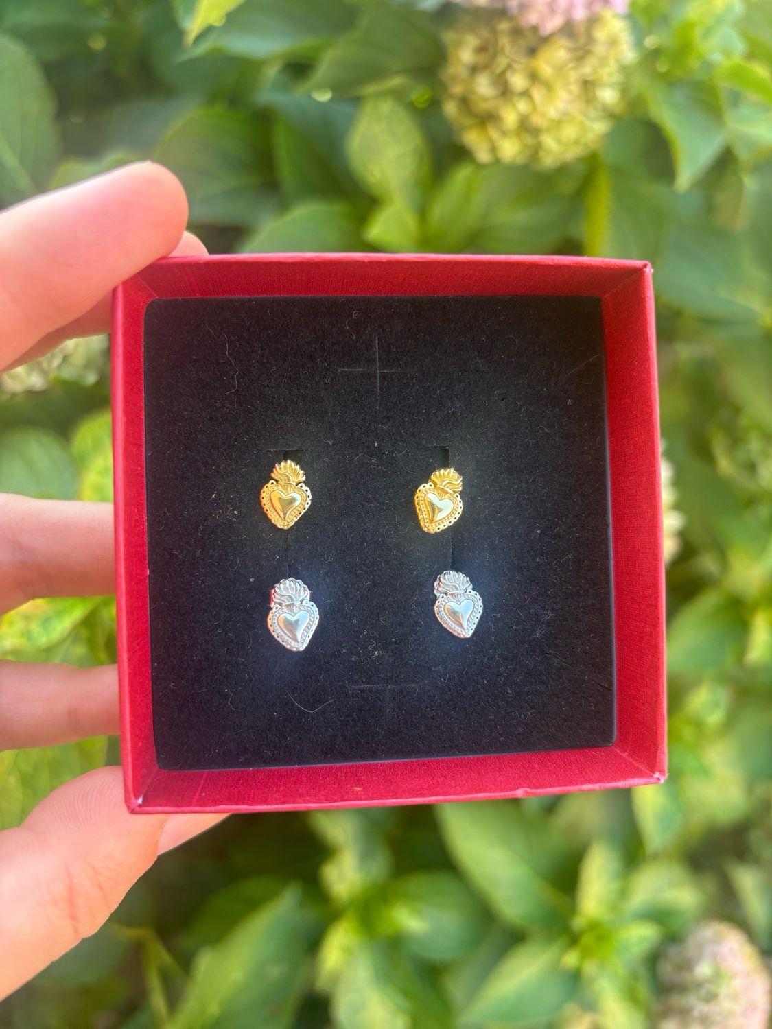 Orecchini cuori sacro in argento 925