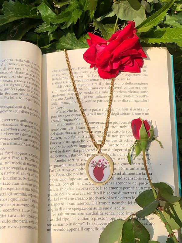Collana  Cuore Anatomico con fiori