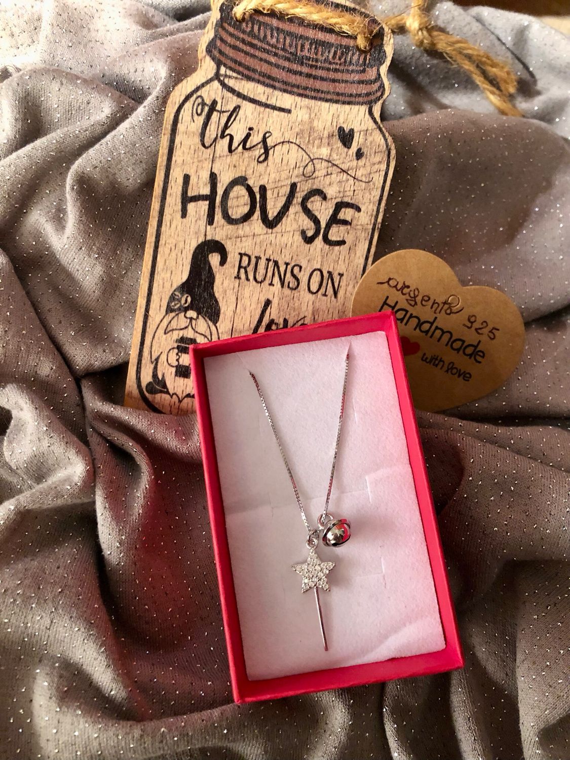 Collana bacchetta magica con strass e campanella in argento 925