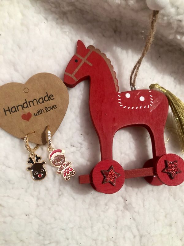 Hoops Gingerbread and Reindeer
