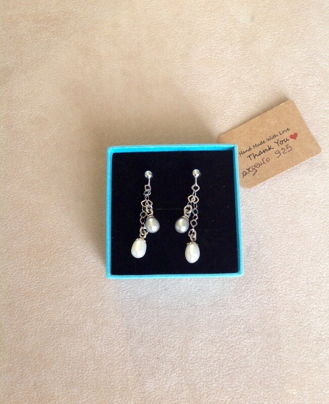 Orecchini Pendenti in argento con perle di fiume
