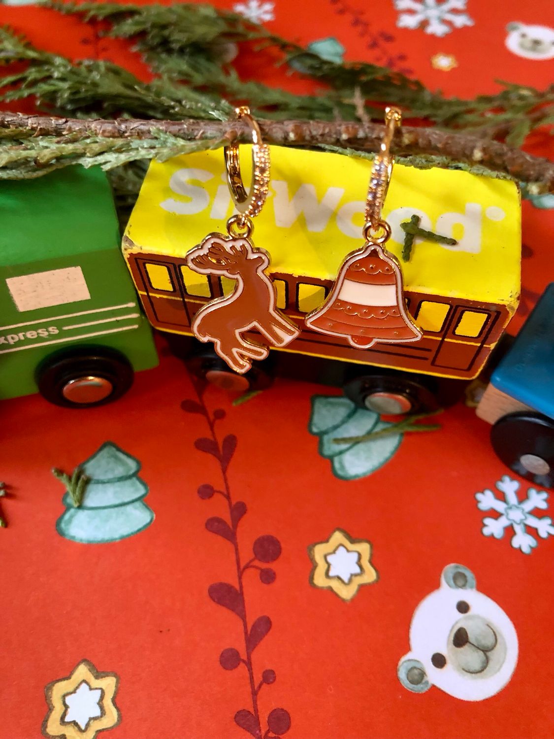 Hoops Reindeer and Cristmast Bell