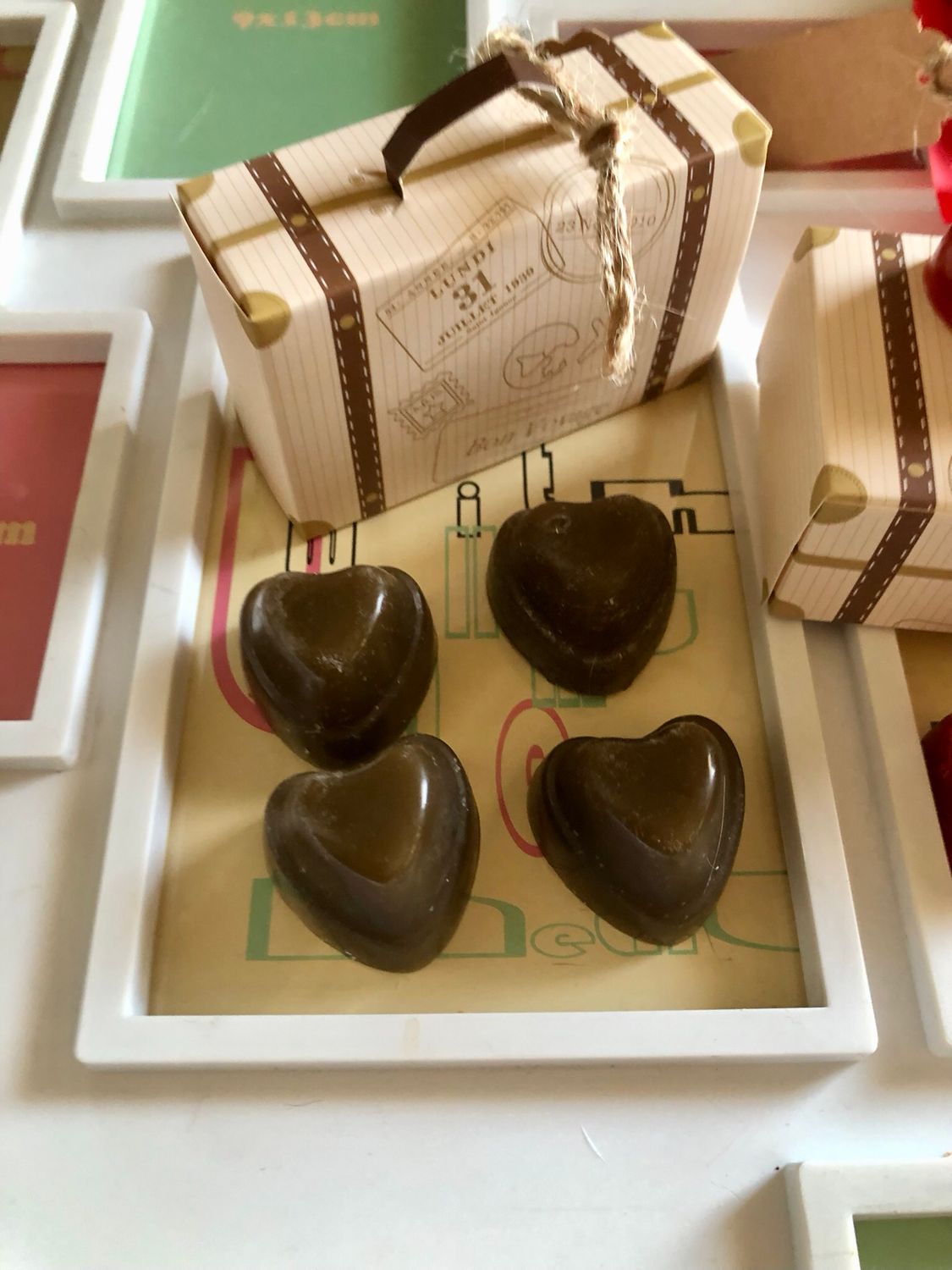 Cuoricini di cera cioccolato