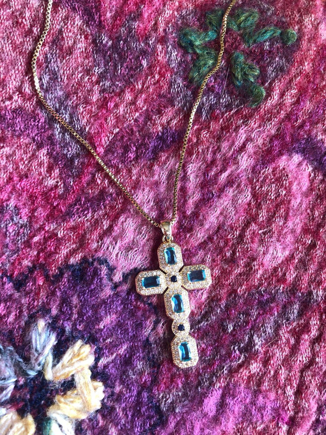 Collana Blue Cross