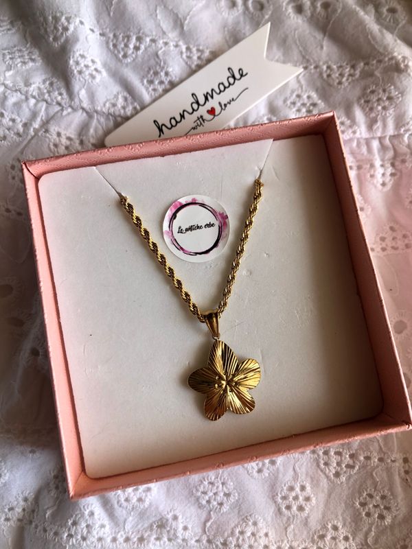 Collana Flower Gold 🌸