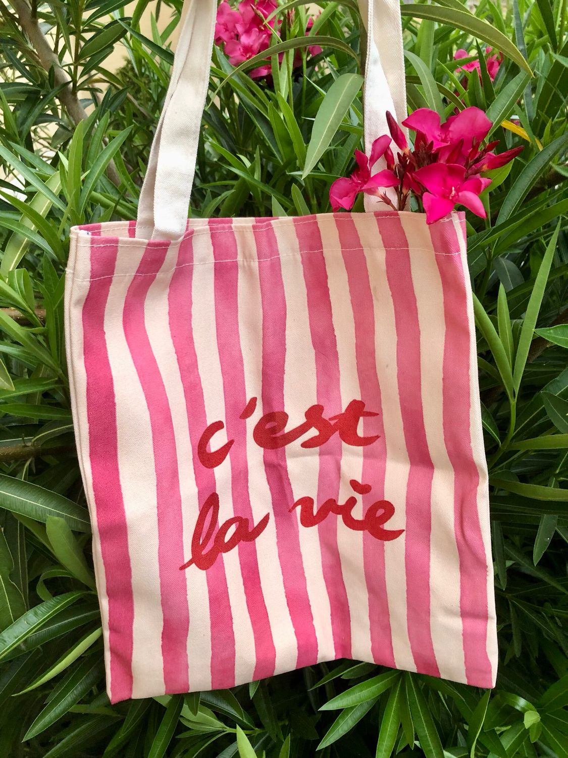 Borsa a righe rosa “C’est la vie”
