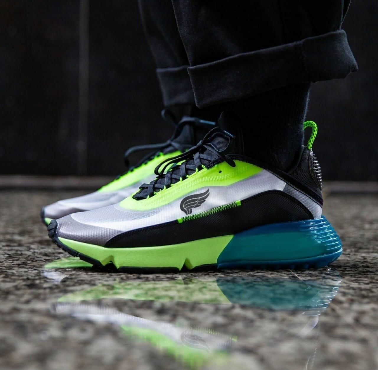 multi sports shoes