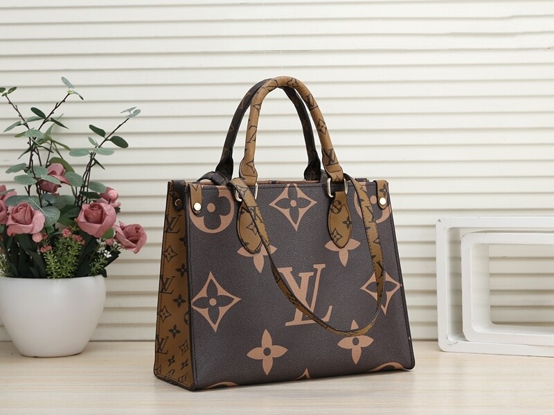 Women&#39;s Louis Vuitton Handbag