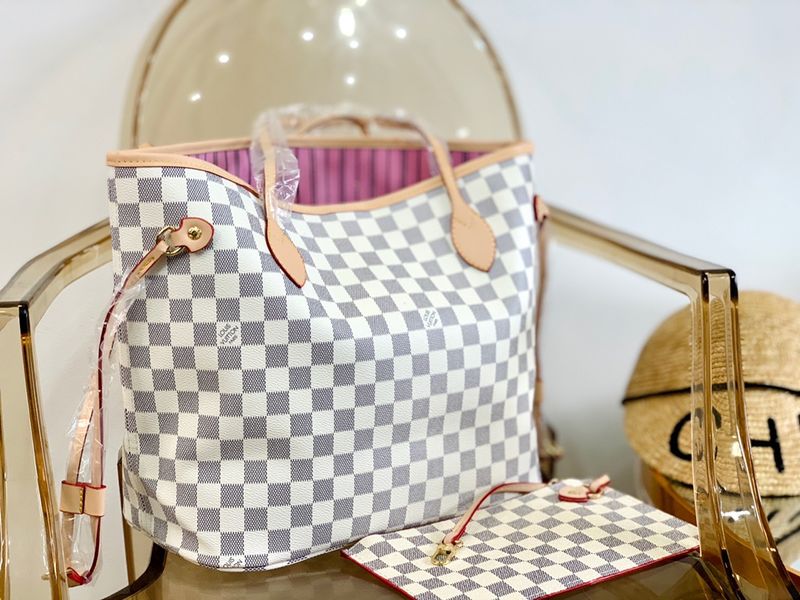 LV  Neverfull  White Bag For Modern Ladies