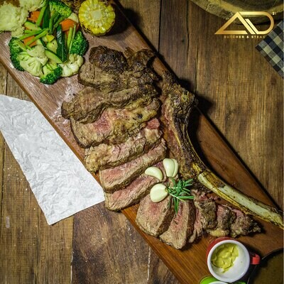 640g Of 90Days Dry Aged Premium Angus MB2 Tomahawk 640g Of 90Days Dry Aged Premium Angus MB2 Tomahawk